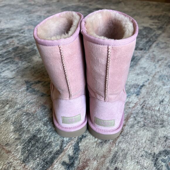 Women's Pink UGG Boots Classic Short Suede Very RARE Color - Picture 11 of 16